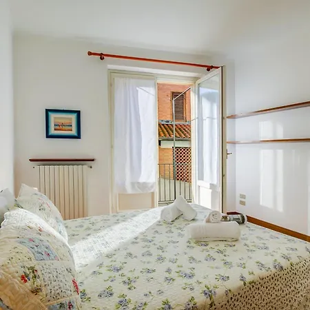 Apartment La Casa Di Maddalena Centro - Happy