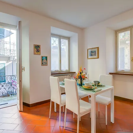Apartment La Casa Di Maddalena Centro - Happy