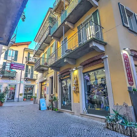 La Casa Di Maddalena Centro - Happy 스트레사